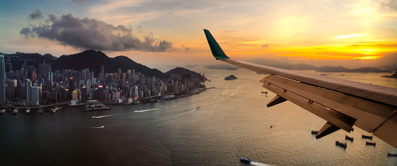 un avion sur une plage